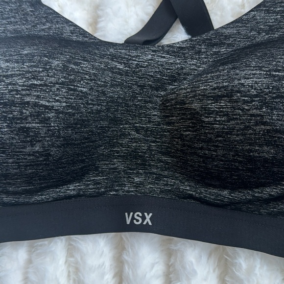 Victoria’s Secret Sport Bra - Picture 3 of 4